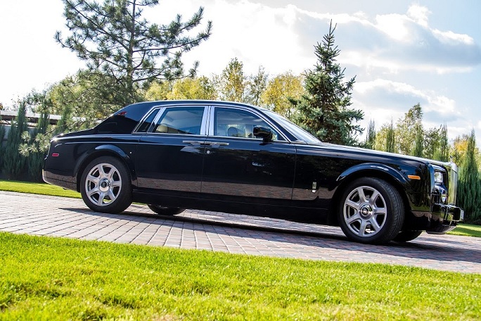 Седан Rolls-Royce Phantom, Аренда Ролс-Ройс в Киеве